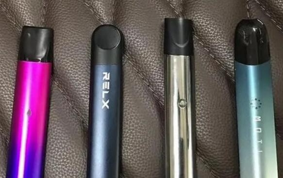 抽电子烟的危害 抽电子烟的危害照片